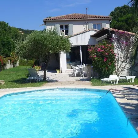 Sainte-maxime Sleeps 8 Pool Wifi Дом отдыха