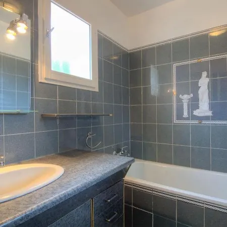 Sainte-maxime Sleeps 8 Pool Wifi Дом отдыха Сент-Максим